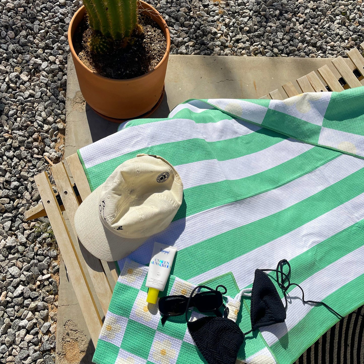 ‘Harlyn’ Microfiber Beach Towel